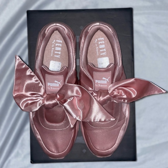 *WORN TWICE* SIZE 9 - PUMA FENTY BOW PINK 2017 *PRE-OWNED* - Picture 11 of 16